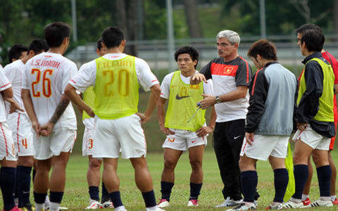 ĐTVN: Việt Cường và Tài Em tập luyện trở lại