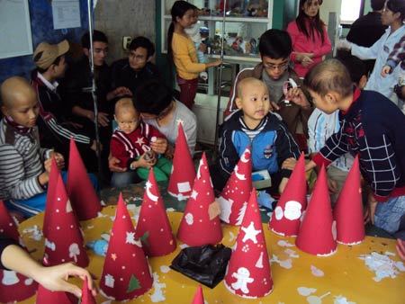 Những ông già Noel không mặc áo đỏ