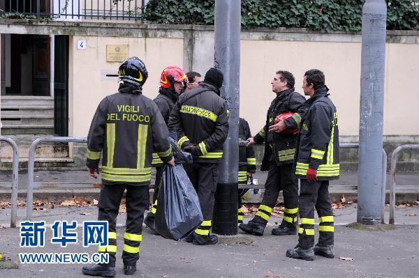 Các đại sứ quán tại Italy run rẩy vì bom