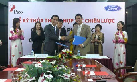 Ford và Pico ký hợp tác chiến lược