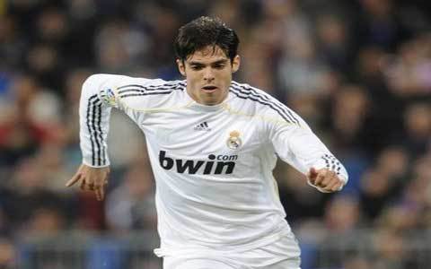 M.U bất ngờ hỏi mượn Kaka