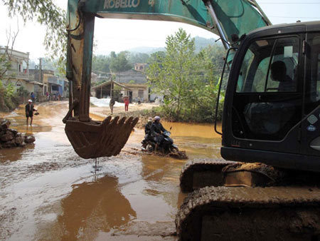 Cao Bằng ngừng cấp phép khai thác quặng sắt và mangan