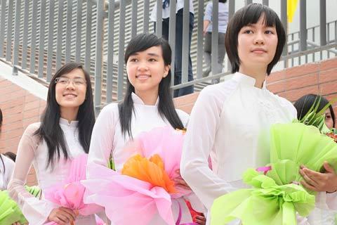 Hà Nội chi tiền tỷ dạy học sinh thanh lịch