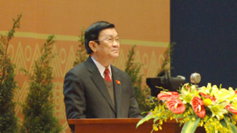 Trung ương tự phê bình trước toàn Đảng