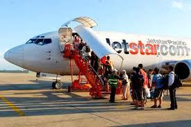 Bé trai chào đời trên máy bay Jestar Pacific