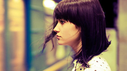 Công tử chán thì công tử đá...