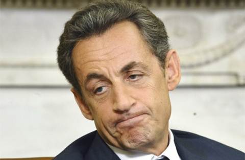 Sarkozy lỡ mồm “tặng” lãnh thổ Pháp cho Đức