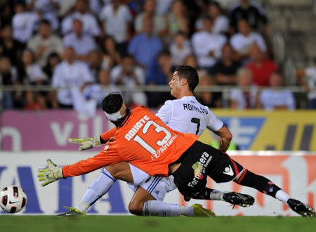Real - Mallorca: Trừng trị kẻ cứng đầu