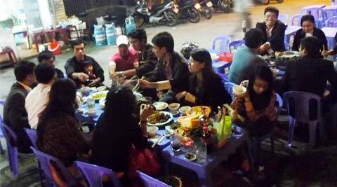 Độc chiêu ăn tất niên của sinh viên nghèo