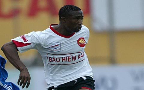 Cầu thủ nhập tịch: Không phải là phao cứu sinh