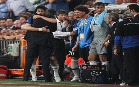 Mourinho & Milito được vinh danh Oscar bóng đá