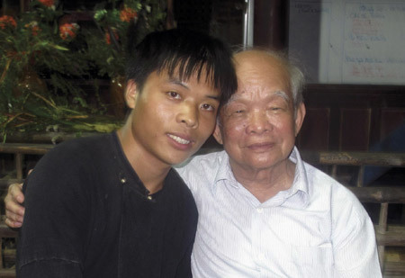 Như một làng trong rừng…