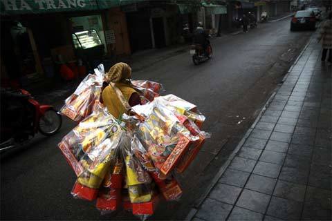 Chùm ảnh: Chuẩn bị cho ông Táo chầu trời