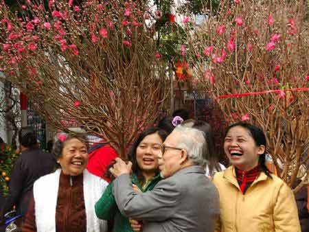 Mời bạn đọc làm báo Tết cùng VietNamNet