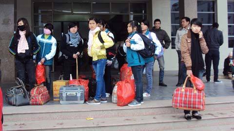Gian nan đường về quê ăn Tết
