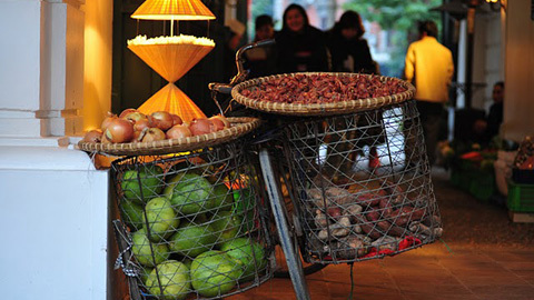 Đi chợ Tết quê trong khách sạn 5 năm sao