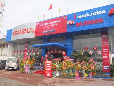 Isuzu Việt Nam khai trương I-Mark Salon An Sương