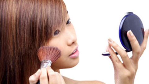 Teen khốn khổ vì làm đẹp siêu tốc dịp Tết