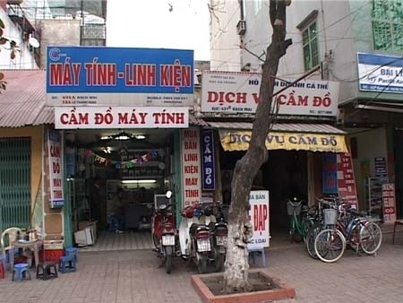 Teen rủ nhau bán đồ lấy tiền 