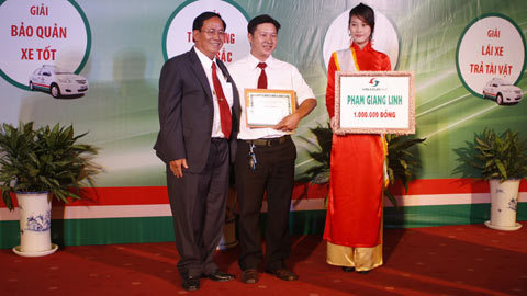 Nghe kể chuyện… đẻ rơi trên taxi