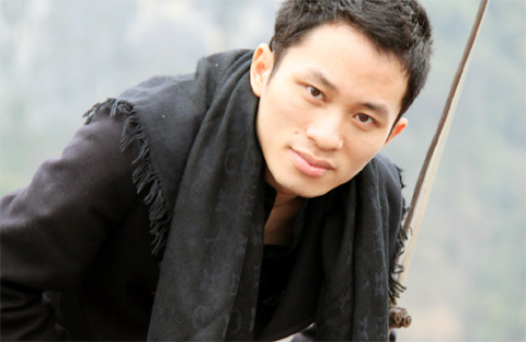 Tùng Dương: Năm mới ai muốn coi bói cứ gọi tôi