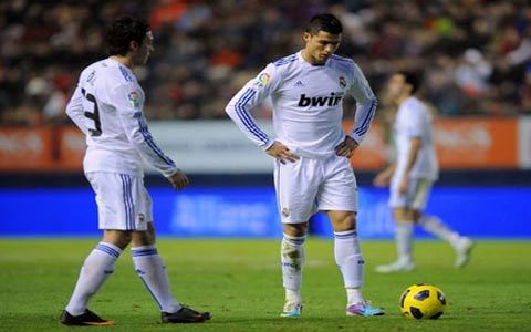 Real bất ngờ hụt hơi trước Osasuna