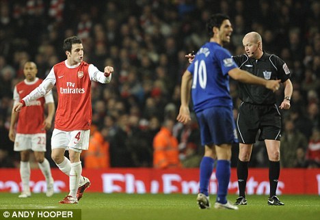 Fabregas lại 