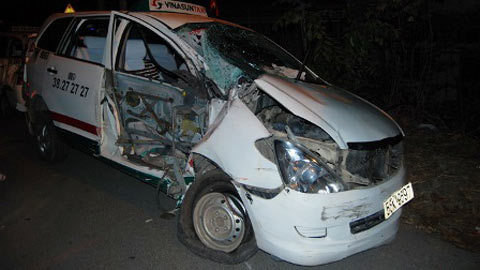 Hình ảnh vụ tai nạn đường sắt mùng 4  Tết