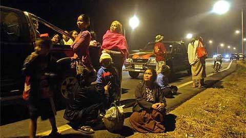 Hàng nghìn người lánh nạn vì giao tranh Thái - Campuchia