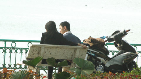 Điểm danh những nơi hôn công cộng ở Hà Nội