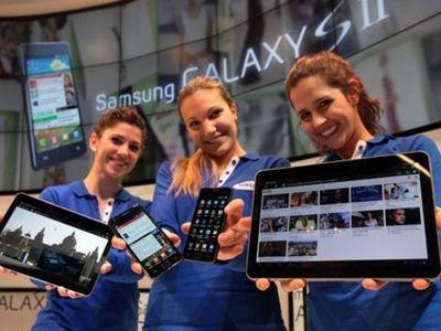 Trình làng “siêu phẩm” Galaxy S II và Galaxy Tab II