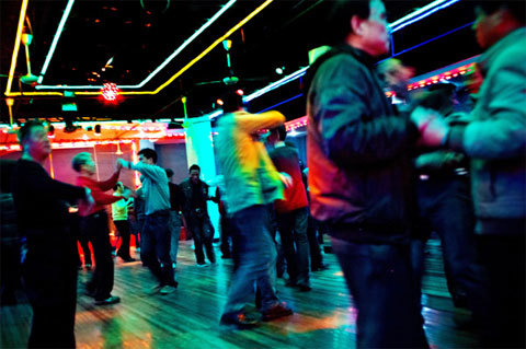 Sự thật về sàn giao dịch hôn nhân giả