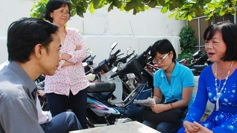 Con nhà báo Hoàng Hùng sẽ về sống với dì
