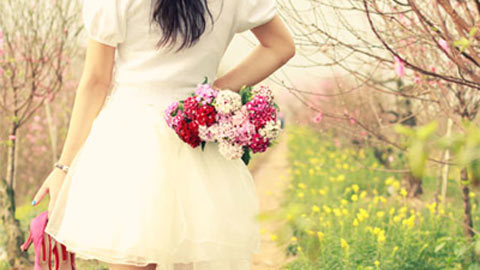 “Em sẽ đợi chị ở cuối con đường”