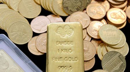 Vàng tăng dữ dội do biểu tình chuyển thành bạo động