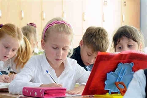 Kỳ thi tiếng Anh bị chỉ trích vì dùng từ vô nghĩa