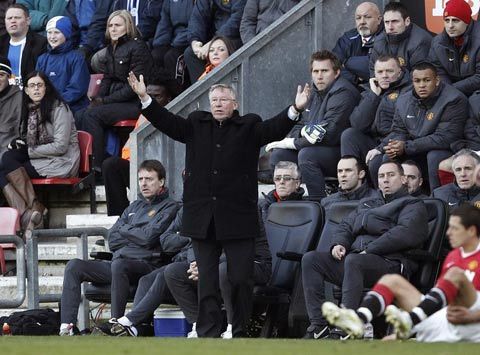 Sir Alex đối mặt với nguy cơ bị 