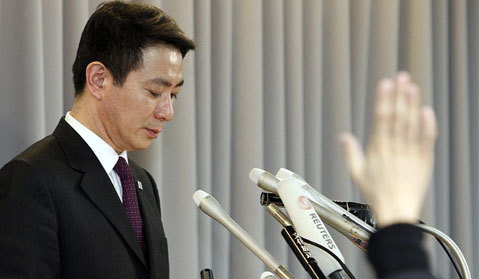 Sự thật về người hất ghế Ngoại trưởng Nhật