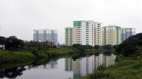 Siết vốn, chủ đầu tư địa ốc tháo chạy?