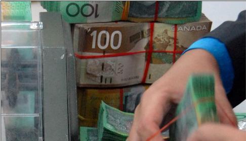 Ngân hàng sẽ thu thêm phí bán ngoại tệ?