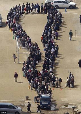 Cuộc di chuyển xuyên đêm của SV Việt ở Nhật