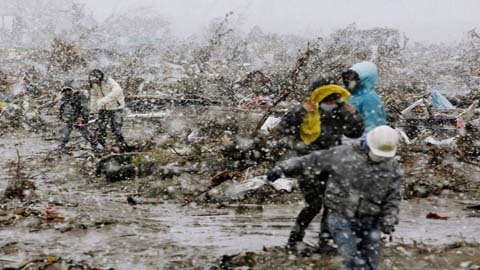 Tuyết phủ trắng vùng thảm họa