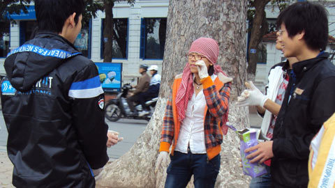 Đội lao công đặc biệt ở Hồ Gươm