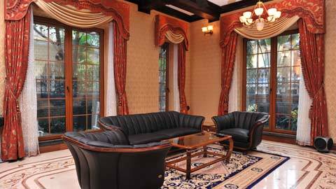 Lần đầu tiên trưng bày cửa kết hợp nhôm-gỗ tại Vietbuild 2011