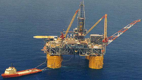 Mỹ trừng phạt 14 công ty dầu khí Libya