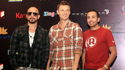 Backstreet Boys ấn tượng vì quá nhiều xe máy