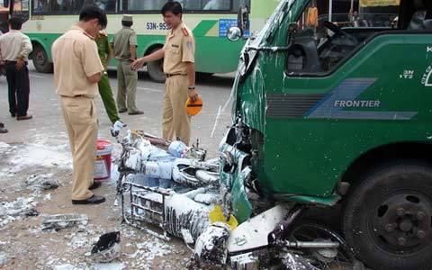 7 người thương vong vì tai nạn trong buổi sáng