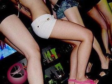 Nhật ký đẫm lệ của kiều nữ vũ truờng