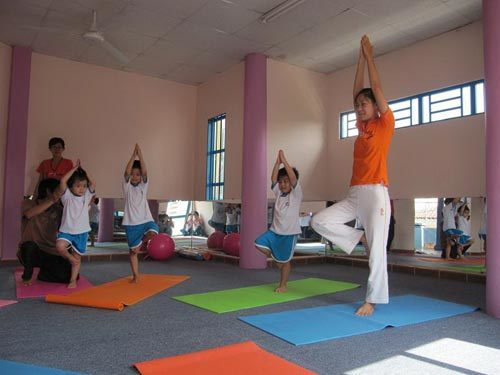 Thiếu giáo viên, đưa bảo mẫu lên dạy trẻ