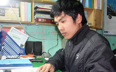 Mê Bác Hồ, sinh viên tự ứng cử Quốc hội
